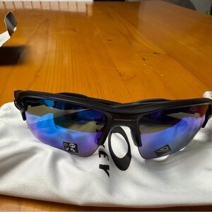 New Oakley Black and Purple Prizm Sunglasses
